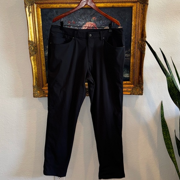 Lululemon Men’s Dark Gray ABC Pants Size 38 Like New - Picture 3 of 8